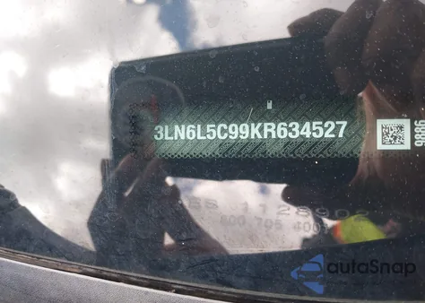 2019 Lincoln Mkz Reserve I z USA, uszkodzony, nr VIN 3LN6L5C99KR634527